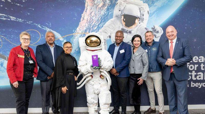 Photo credit: Photographer Patrick King; Apollo 11 astronaut suit courtesy of Annie’s Wardrobe. Caption: Representatives from the organisations behind South Africa’s pioneering Rooibos in Space initiative gathered to mark the launch of this landmark STEM and space science collaboration. From left: Judi Sandrock (Founder and Director, MaxIQ Space); Bertram Loriston (Deputy Director-General: Curriculum and Assessment Management, Western Cape Education Department); Dr Kelebogile Gasealahwe (Postdoctoral Fellow, South African Radio Astronomy Observatory (SARAO), University of Cape Town); a participant dressed in a replica Apollo 11 astronaut suit, holding the NanoLab in which the Rooibos seeds will be housed aboard the International Space Station; Thandile Vuntu (Manager: Science Engagement, South African National Space Agency (SANSA); Adele du Toit (Director of the South African Rooibos Council); Dawie de Villiers (Director of the South African Rooibos Council) and Alderman James Vos (Mayoral Committee Member for Economic Growth, City of Cape Town).